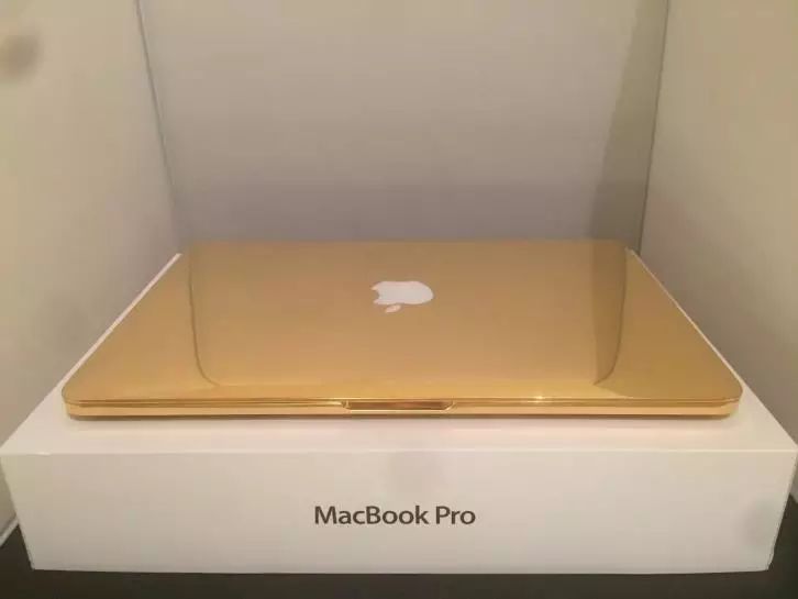 新款土豪金 MacBookPro，网友称好丑啊