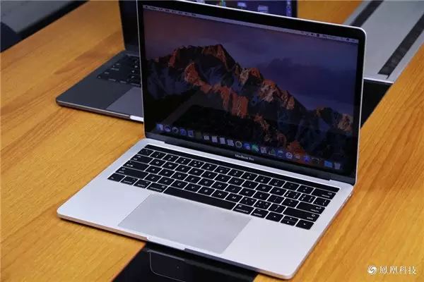 2016新款MacBook Pro评测：创新不止于Touch Bar