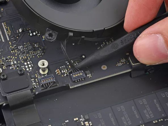 Mac Mini换固态硬盘的最全攻略，让你的桌面飞起来！